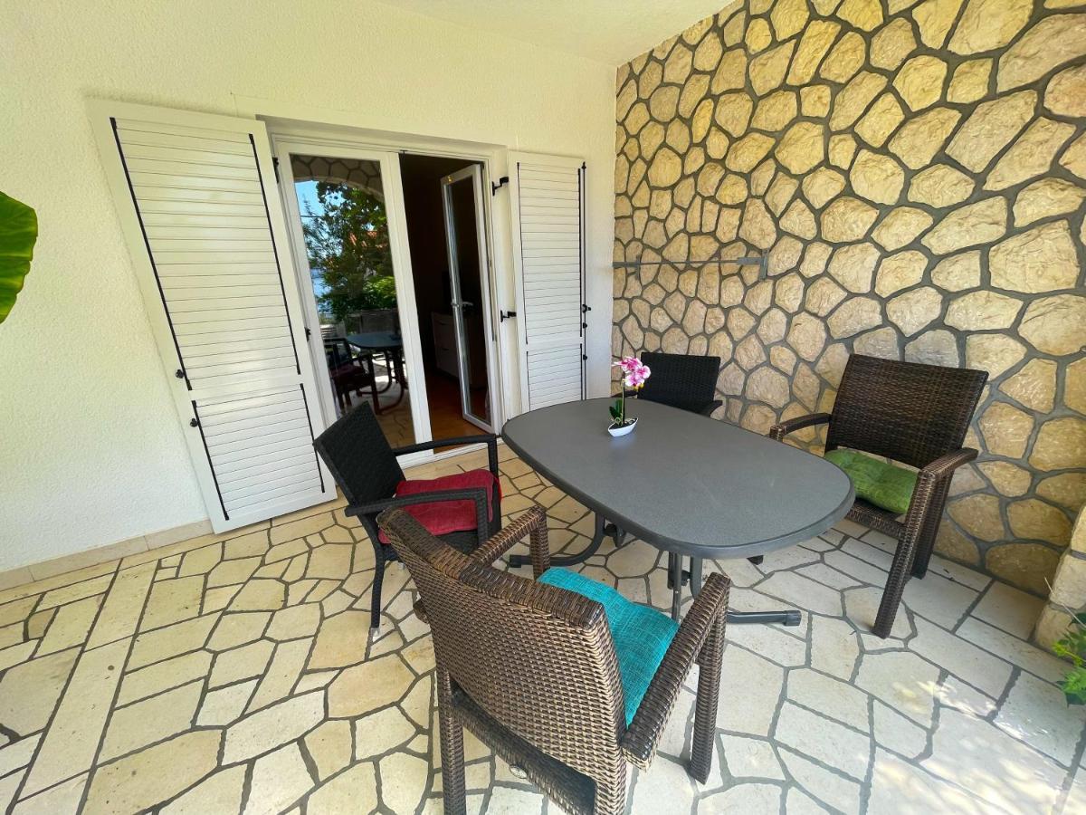 Apartments Sams Нови Винодолски Екстериор снимка