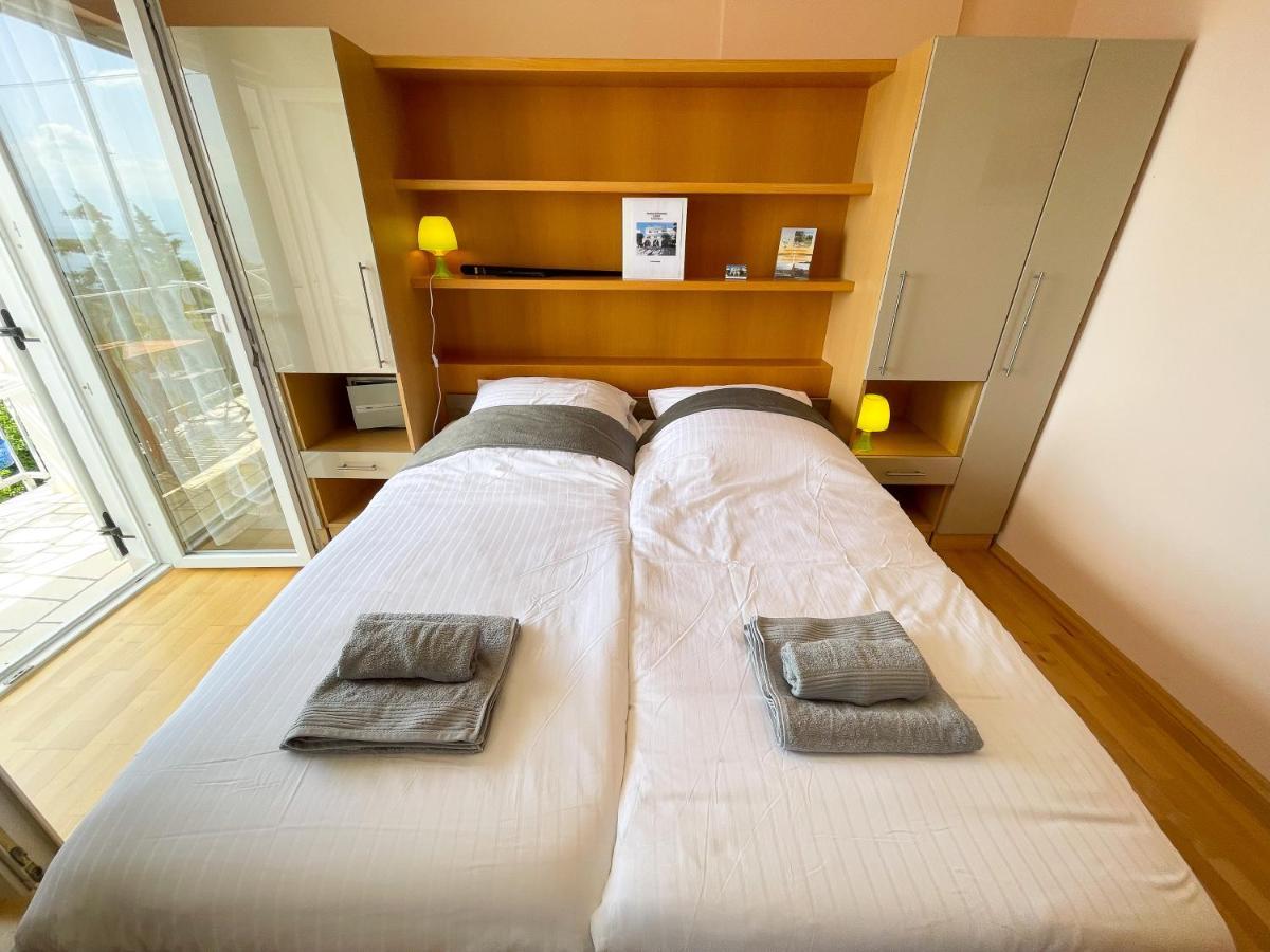 Apartments Sams Нови Винодолски Екстериор снимка