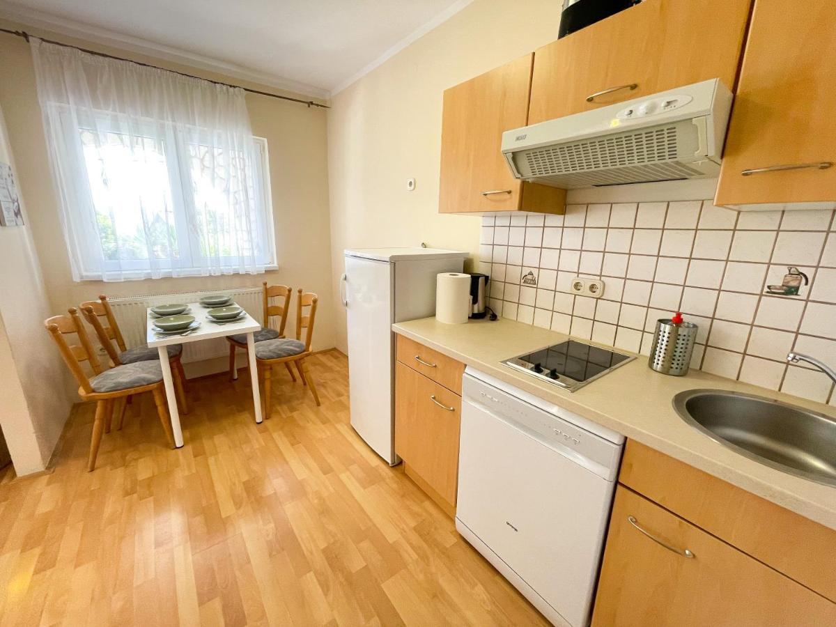 Apartments Sams Нови Винодолски Екстериор снимка