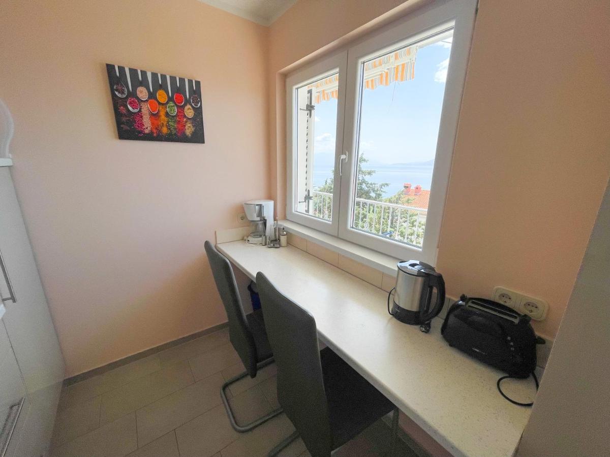 Apartments Sams Нови Винодолски Екстериор снимка