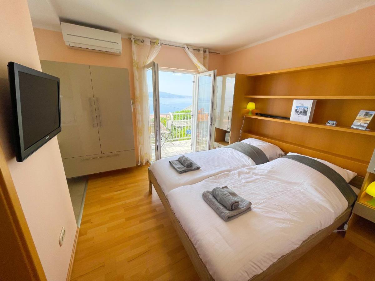 Apartments Sams Нови Винодолски Екстериор снимка