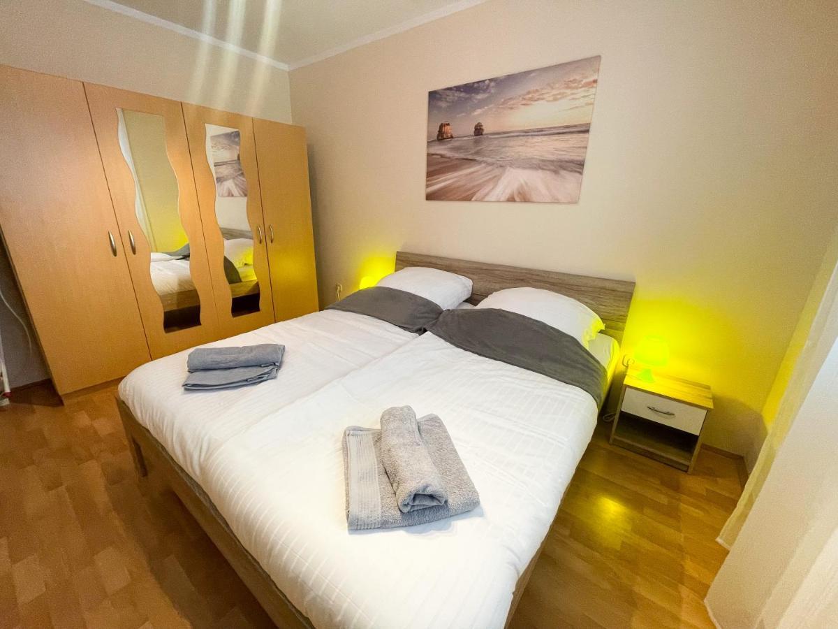 Apartments Sams Нови Винодолски Екстериор снимка
