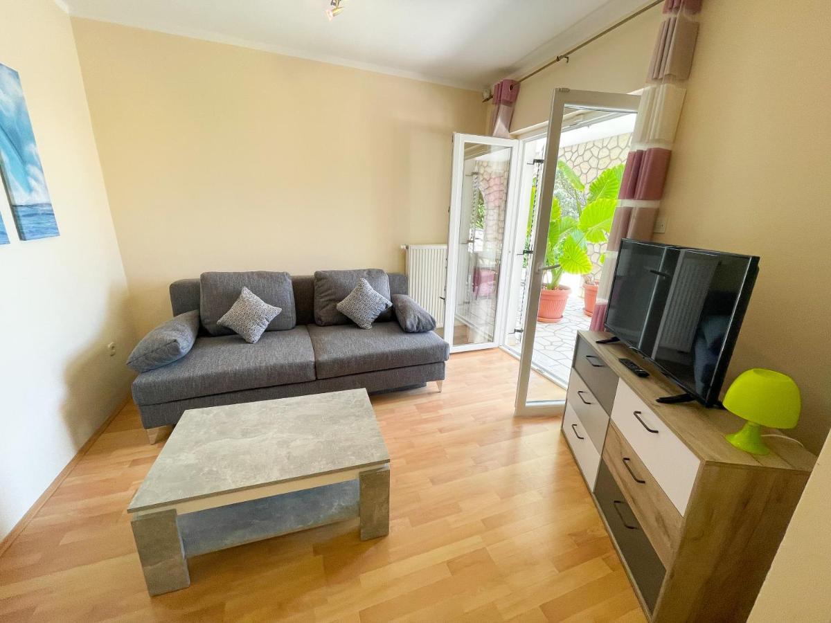 Apartments Sams Нови Винодолски Екстериор снимка