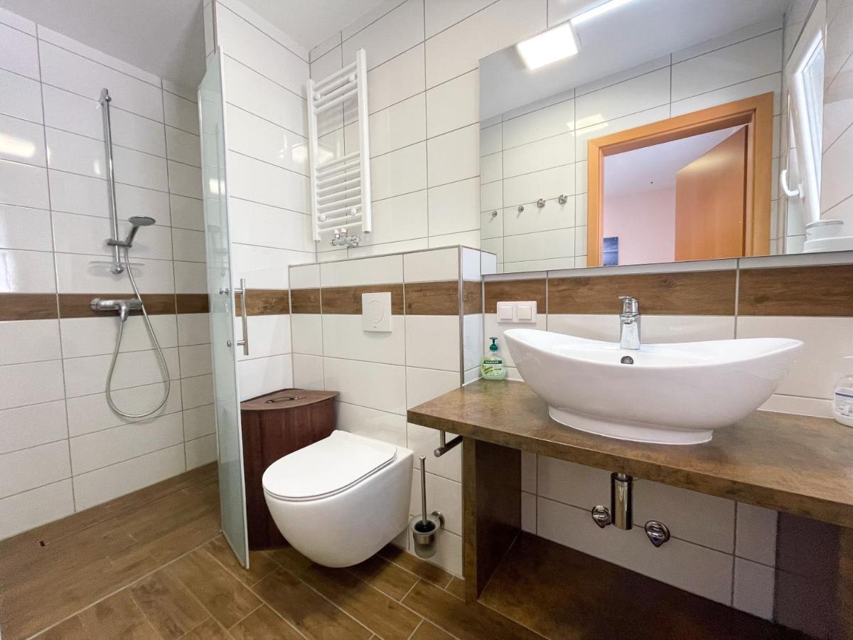 Apartments Sams Нови Винодолски Екстериор снимка