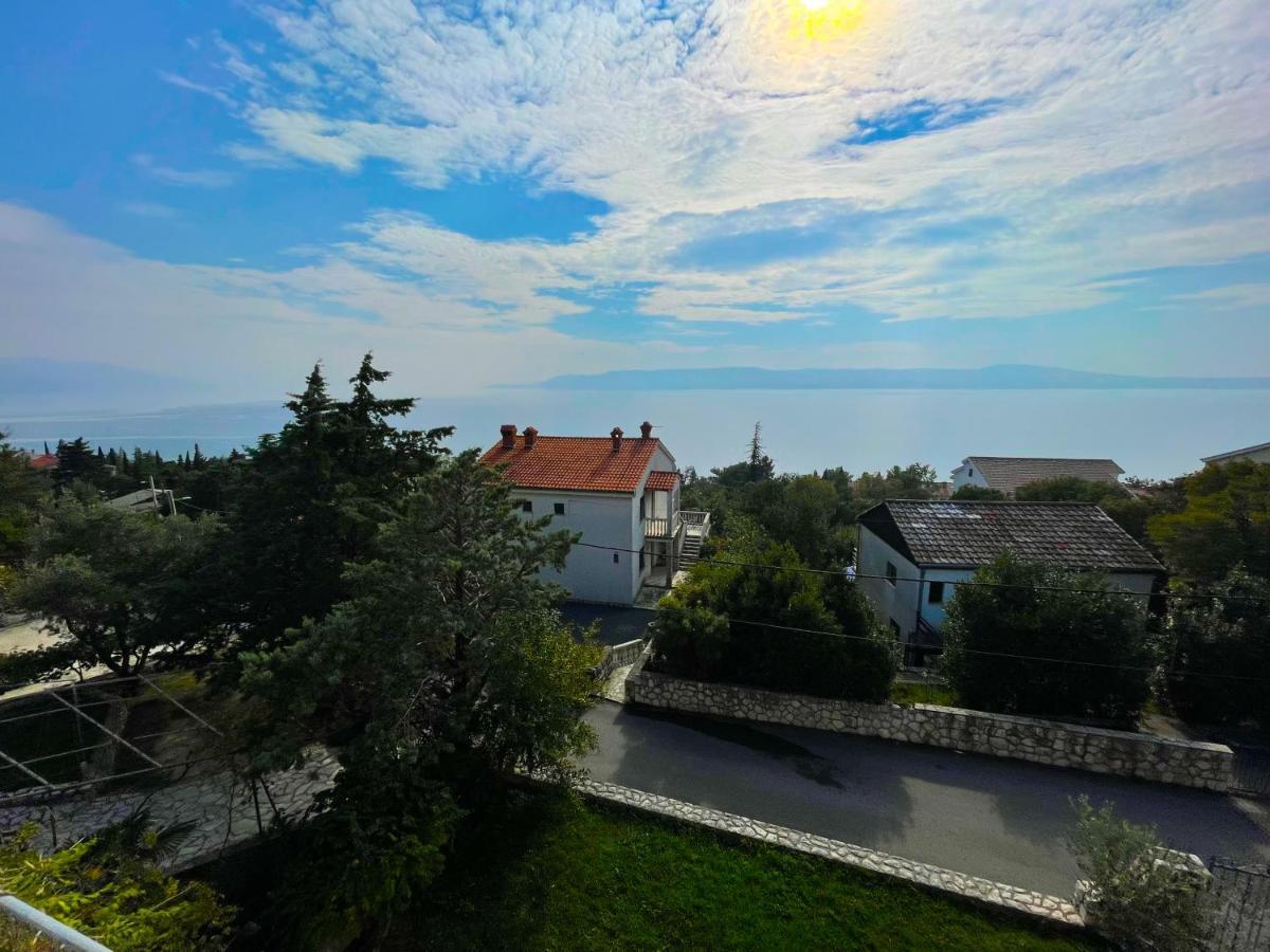 Apartments Sams Нови Винодолски Екстериор снимка