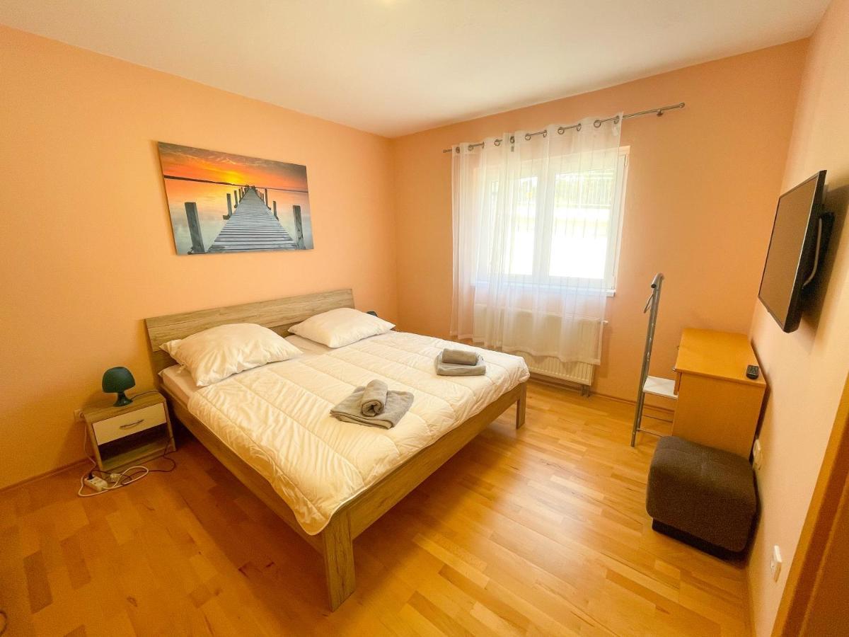 Apartments Sams Нови Винодолски Екстериор снимка