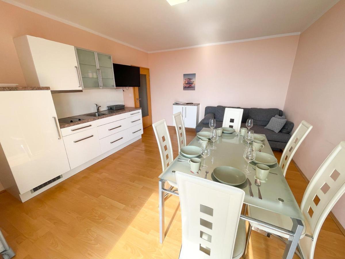 Apartments Sams Нови Винодолски Екстериор снимка